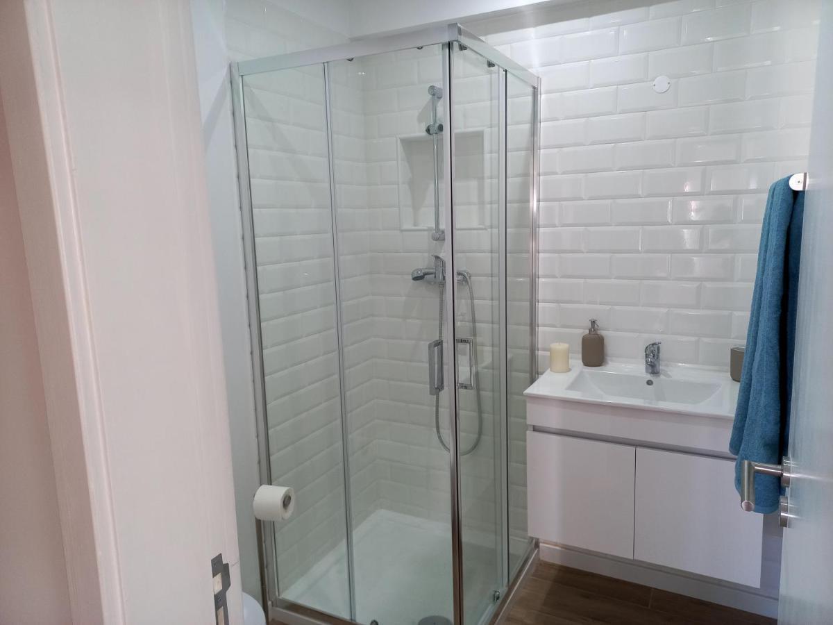 White Pearl Apartment Central Confy Spacious Лагос Екстериор снимка