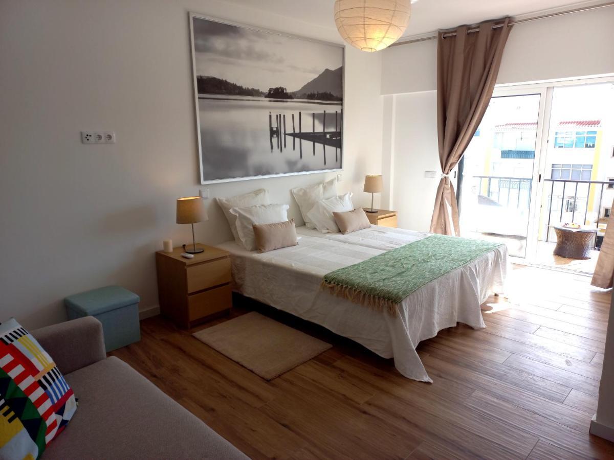 White Pearl Apartment Central Confy Spacious Лагос Екстериор снимка