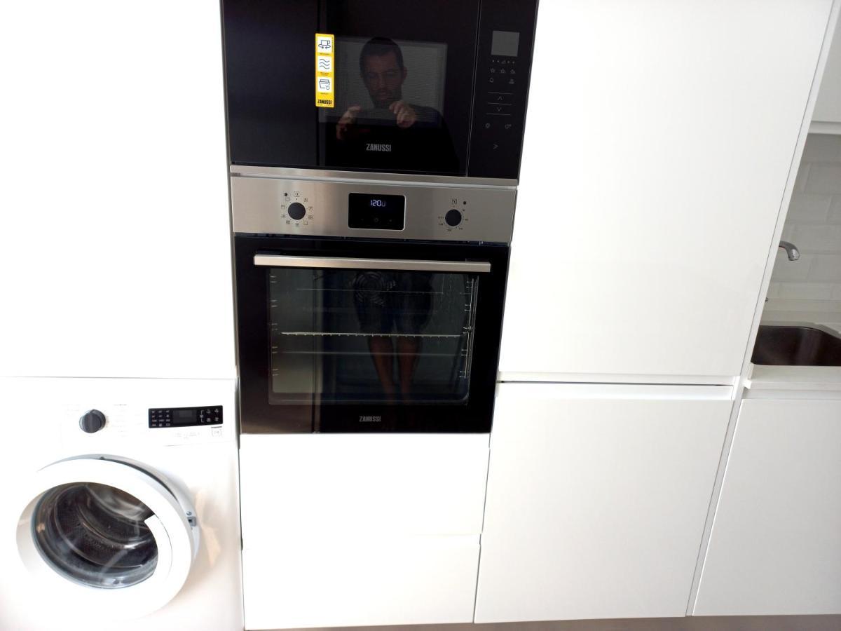 White Pearl Apartment Central Confy Spacious Лагос Екстериор снимка