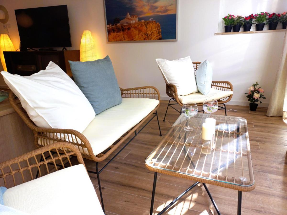 White Pearl Apartment Central Confy Spacious Лагос Екстериор снимка