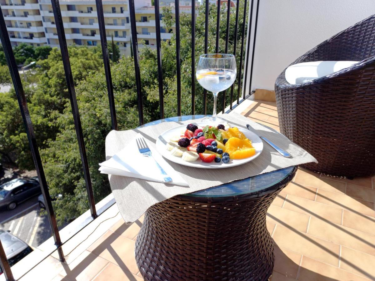White Pearl Apartment Central Confy Spacious Лагос Екстериор снимка